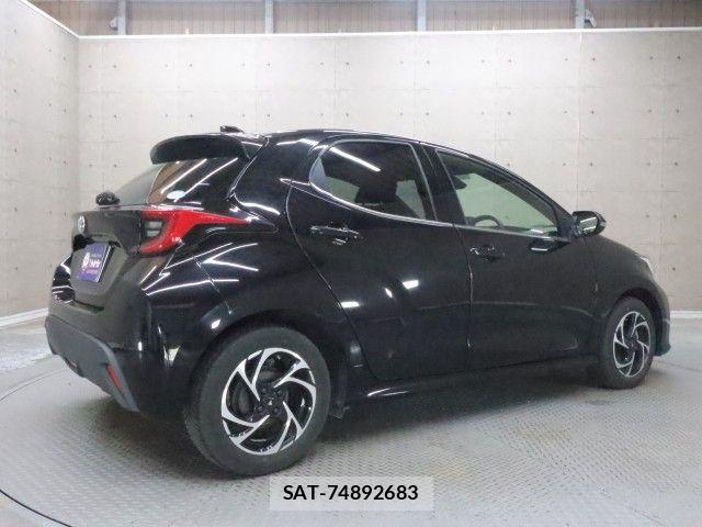 Toyota YARIS 2020-10 6818241-1
