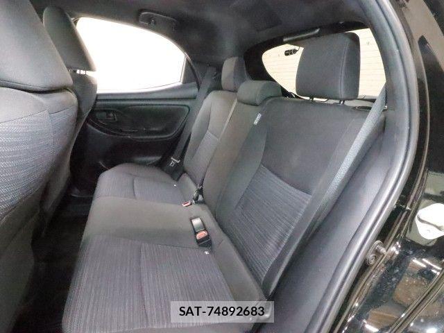 Toyota YARIS 2020-10 6818241-8