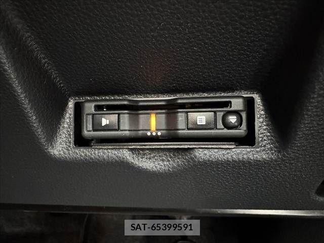Toyota YARIS 2021-05 6818252-4