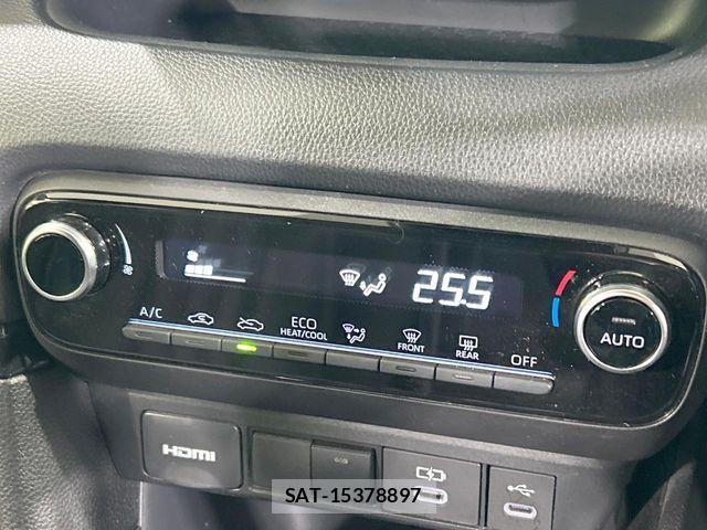 Toyota YARIS 2025-01 6818236-4