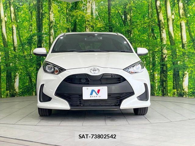 Toyota YARIS 2020-08 6818254-13