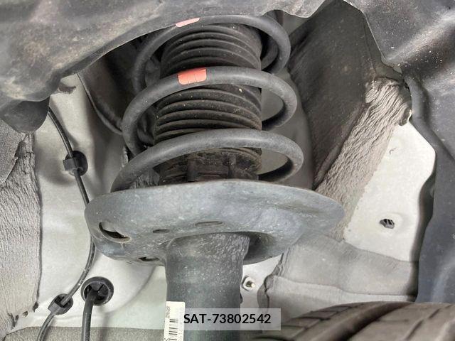 Toyota YARIS 2020-08 6818254-19