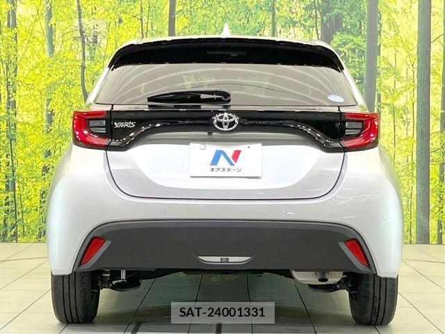 Toyota YARIS 2020-03 6818238-14