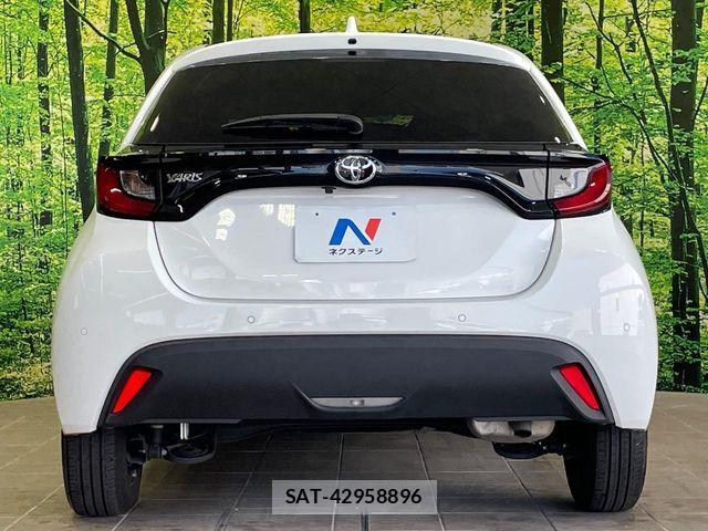 Toyota YARIS 2023-03 6818243-14