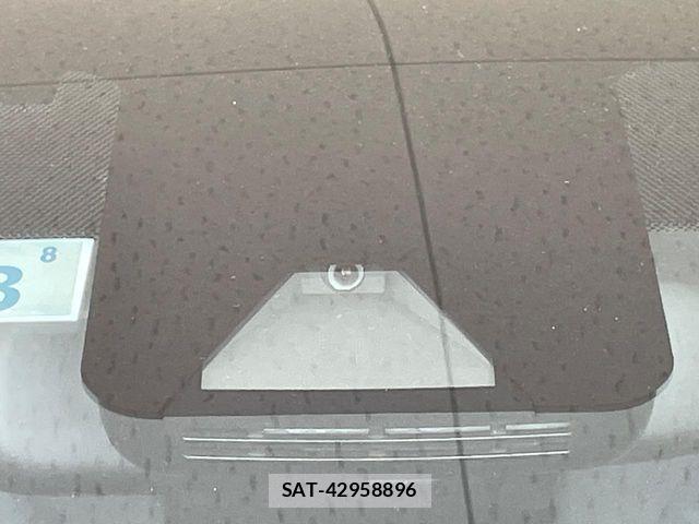 Toyota YARIS 2023-03 6818243-4