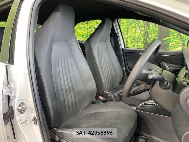 Toyota YARIS 2023-03 6818243-7