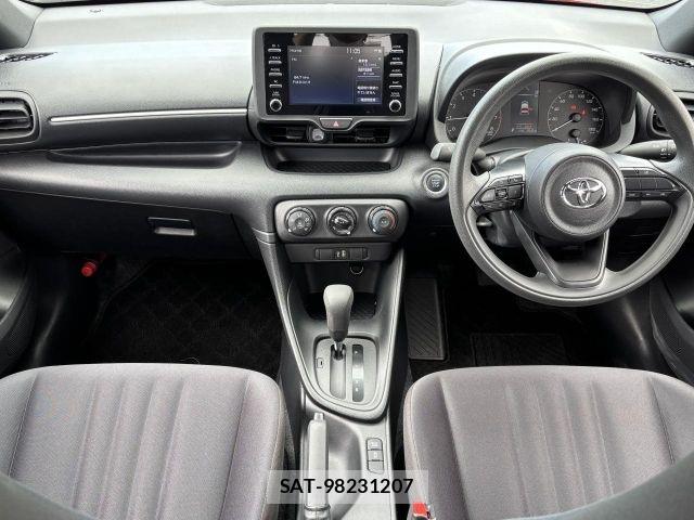 Toyota YARIS 2022-06 6818242-1