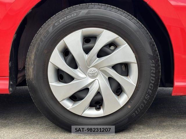 Toyota YARIS 2022-06 6818242-26