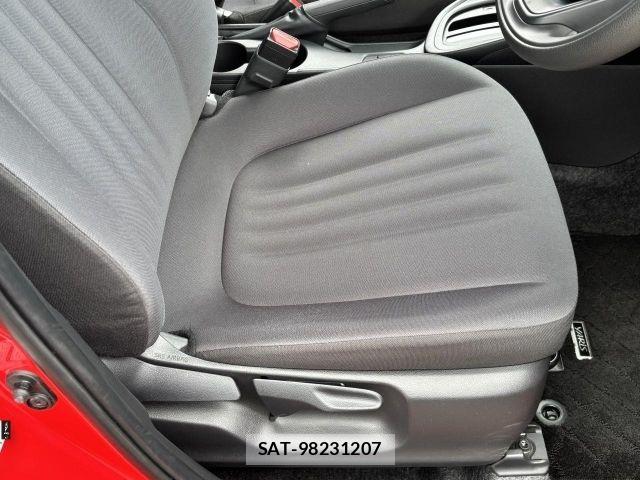 Toyota YARIS 2022-06 6818242-5