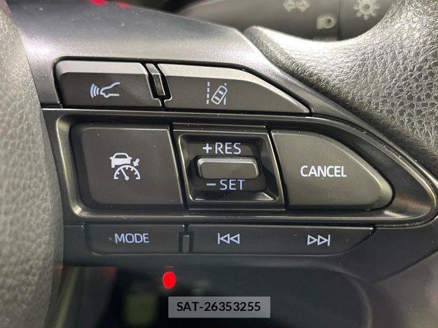 Toyota YARIS 2022-07 6818237-4