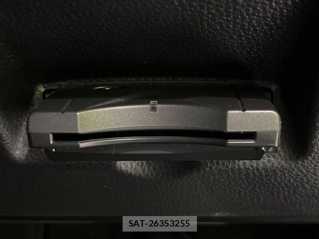 Toyota YARIS 2022-07 6818237-5
