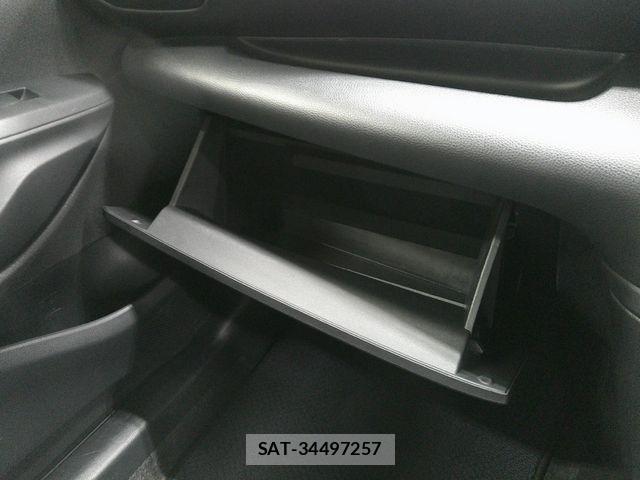 Toyota YARIS 2020-10 6818247-12