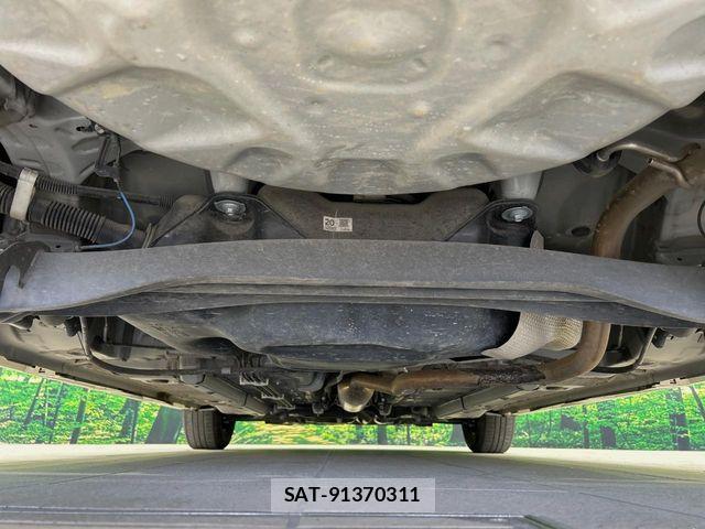 Toyota YARIS 2022-06 6818251-18