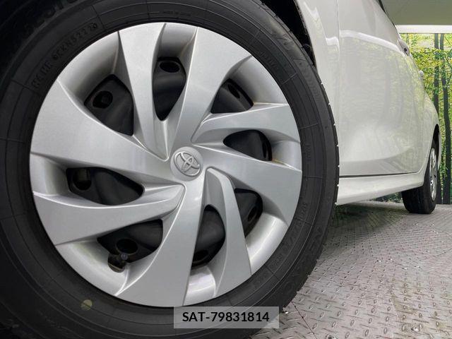 Toyota YARIS 2021-04 6818246-12