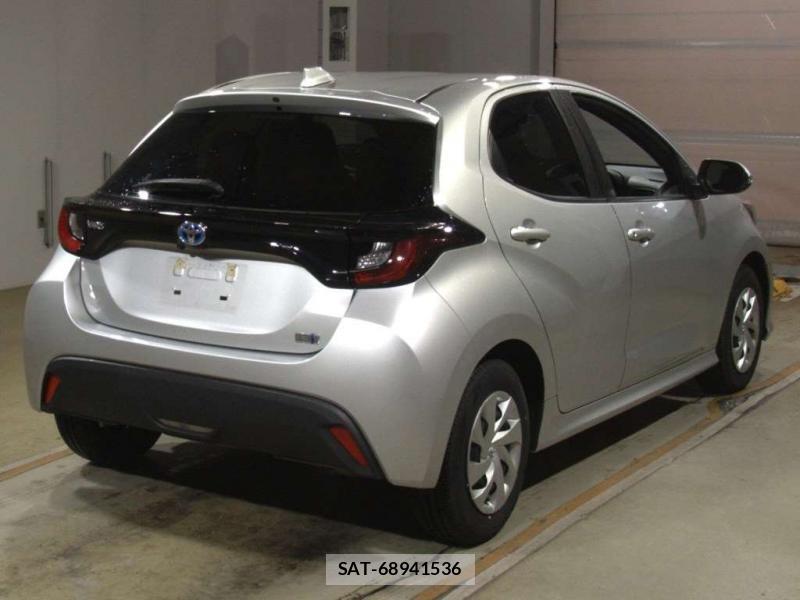 Toyota YARIS 2021 6848858-1