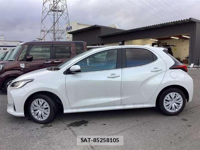 Toyota YARIS 2024-12 6915931-5