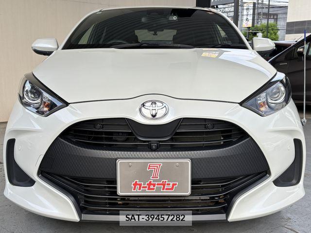 Toyota YARIS 2021-07 6915974-15