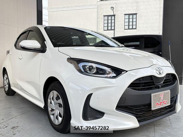 Toyota YARIS 2021-07 6915974-16