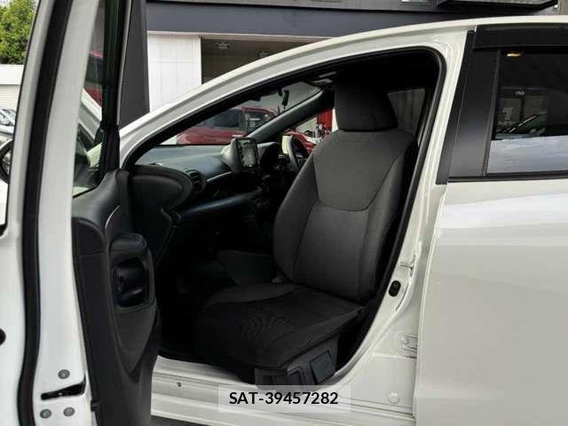 Toyota YARIS 2021-07 6915974-2
