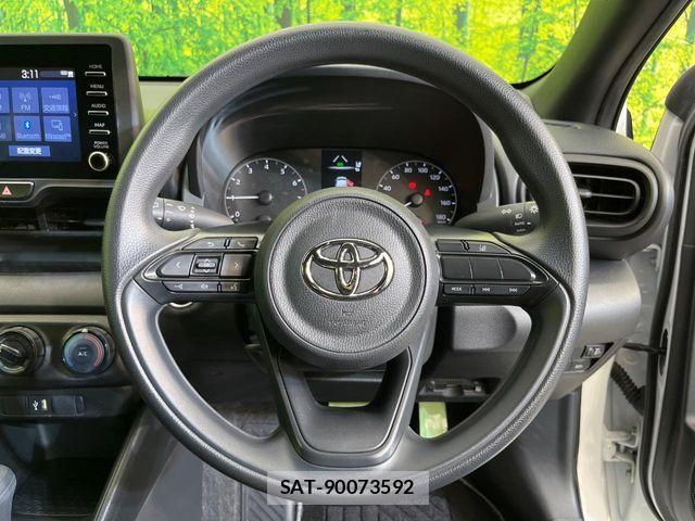 Toyota YARIS 2023-05 6915965-10