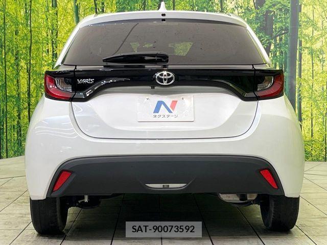 Toyota YARIS 2023-05 6915965-14