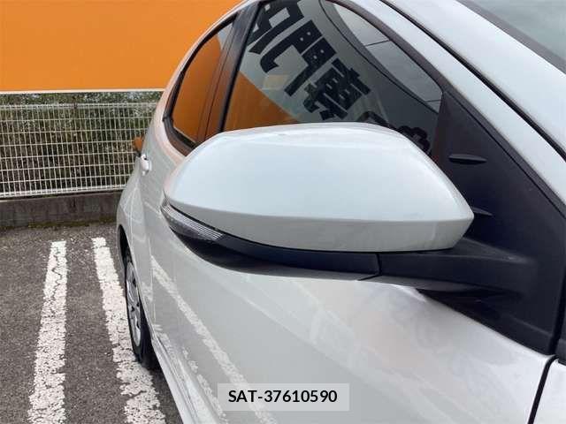 Toyota YARIS 2024-12 6915961-13