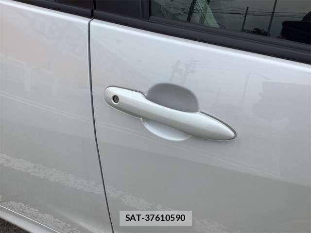 Toyota YARIS 2024-12 6915961-17