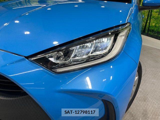 Toyota YARIS 2021-05 6915966-12