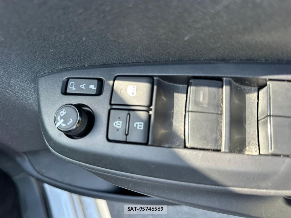 Toyota YARIS 2021 6804899-21