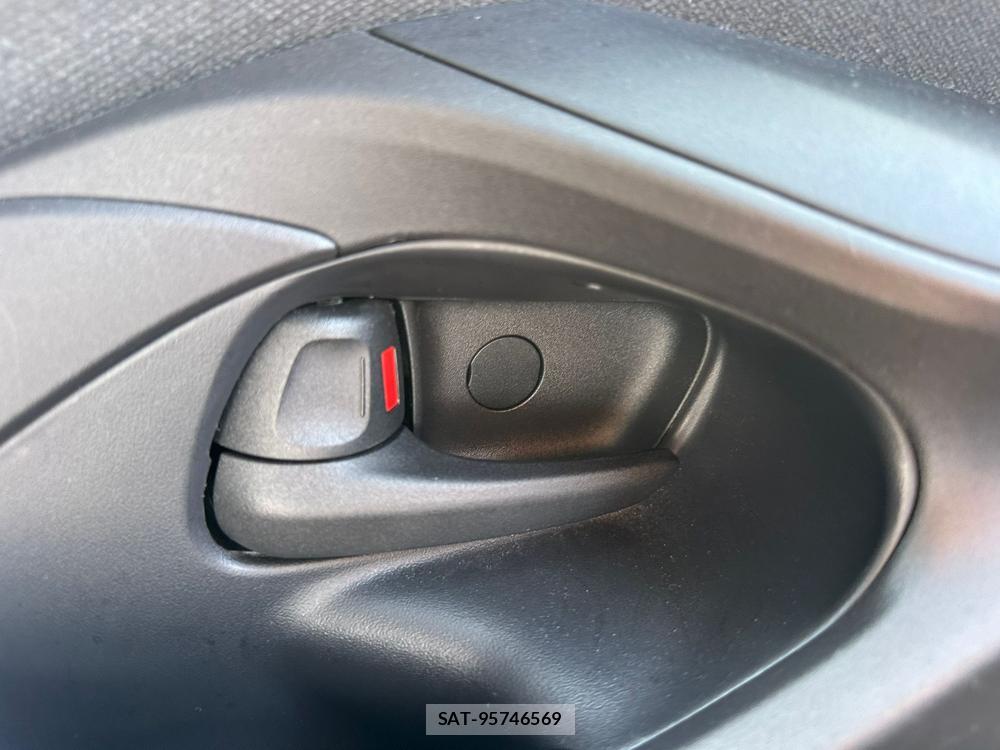 Toyota YARIS 2021 6804899-22