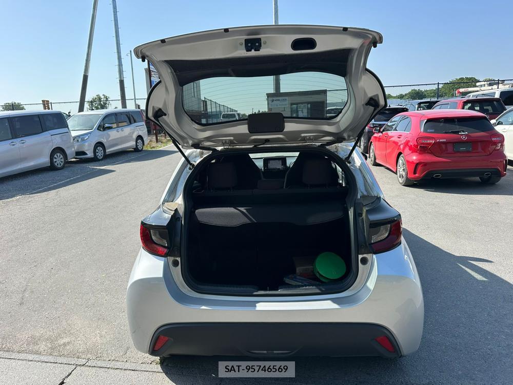 Toyota YARIS 2021 6804899-25