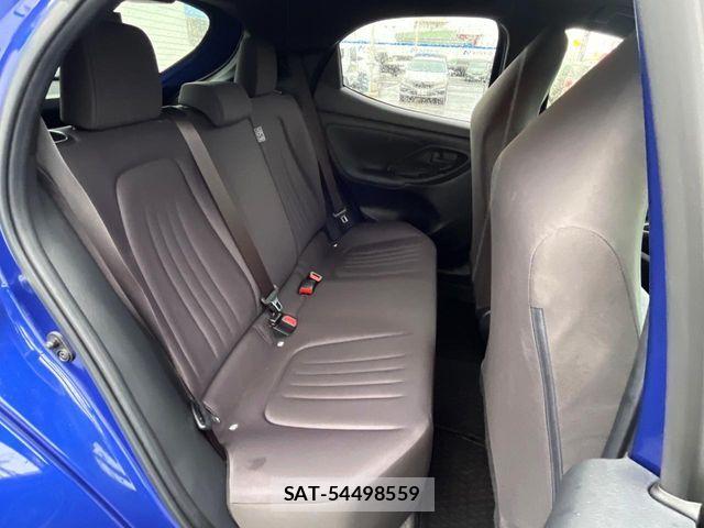 Toyota YARIS 2020-09 6915972-9