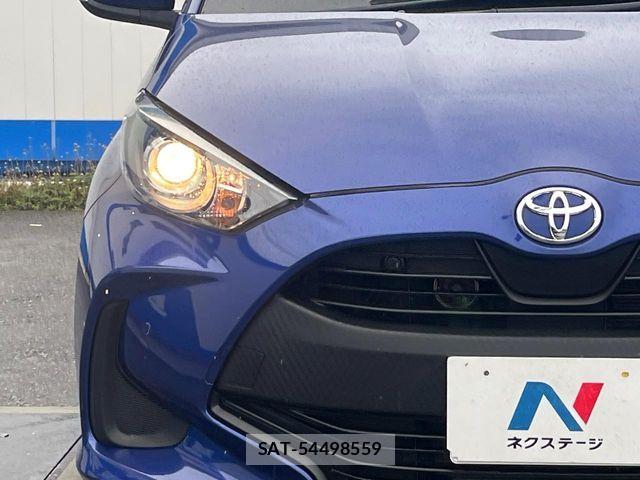 Toyota YARIS 2020-09 6915972-13