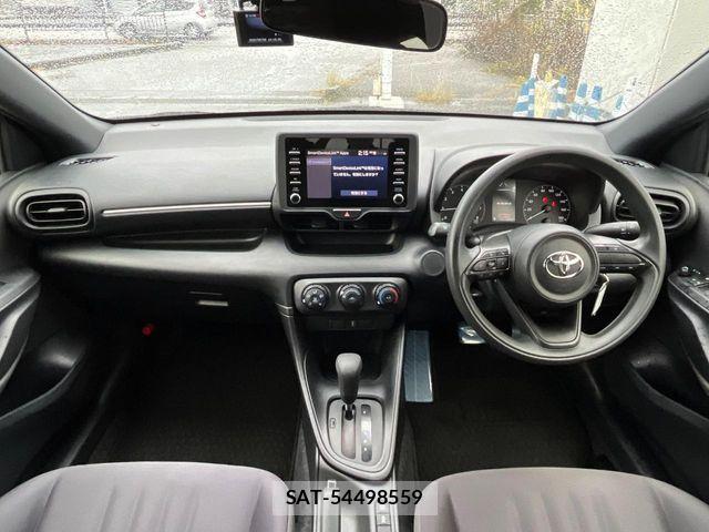 Toyota YARIS 2020-09 6915972-1