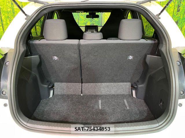 Toyota YARIS 2021-06 6915980-9