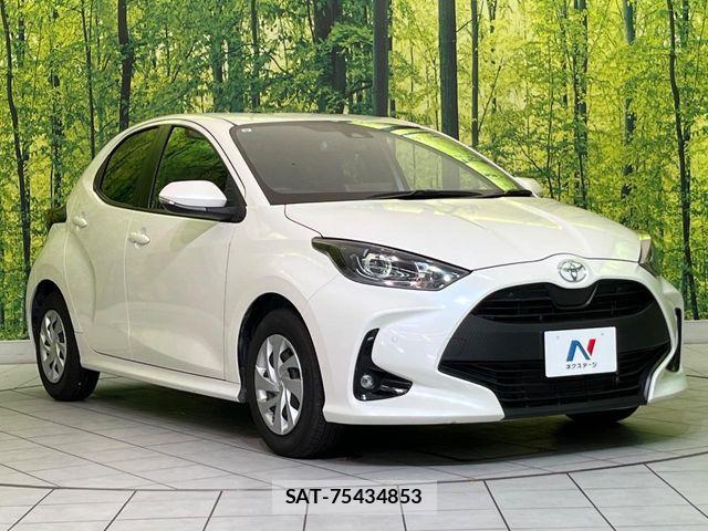 Toyota YARIS 2021-06 6915980-15