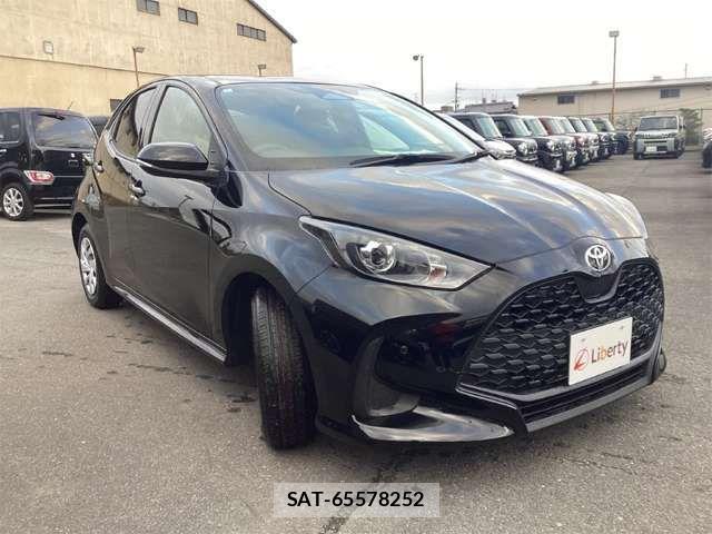 Toyota YARIS 2025-01 6915954-8