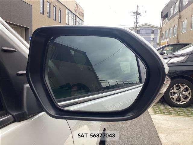 Toyota YARIS 2024-09 6915950-13