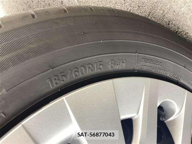 Toyota YARIS 2024-09 6915950-16