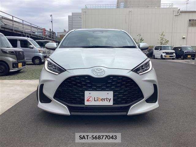 Toyota YARIS 2024-09 6915950-8