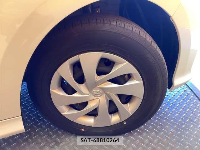 Toyota YARIS 2024-12 6915958-12