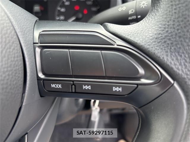 Toyota YARIS 2024-09 6915964-19