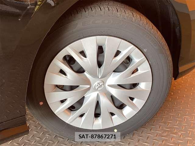 Toyota YARIS 2024-11 6915953-9