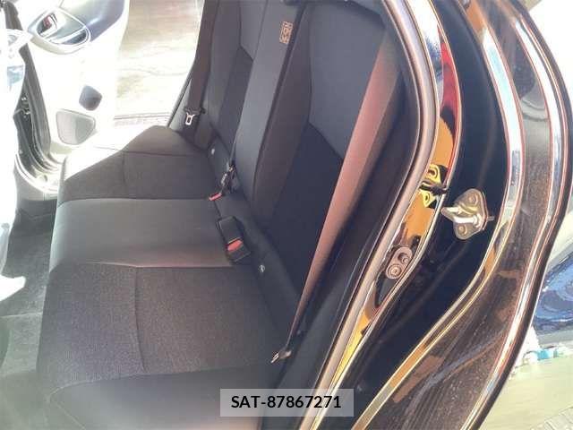 Toyota YARIS 2024-11 6915953-17