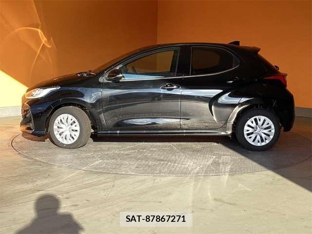 Toyota YARIS 2024-11 6915953-5