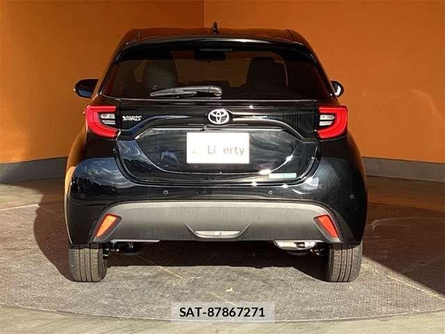 Toyota YARIS 2024-11 6915953-6
