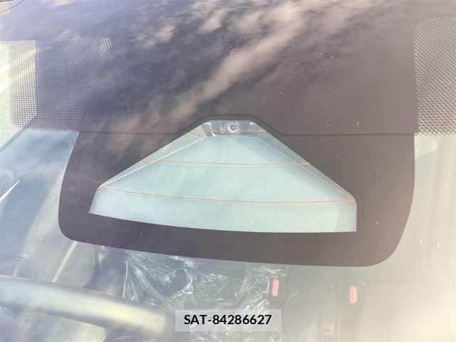Toyota YARIS 2024-09 6915963-15