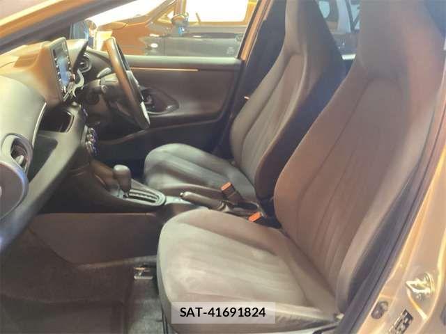 Toyota YARIS 2020-09 6915978-11