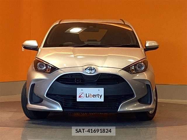 Toyota YARIS 2020-09 6915978-4