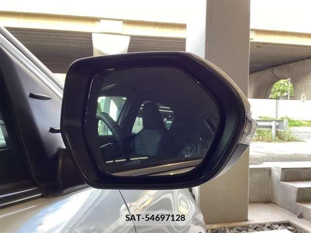 Toyota YARIS 2024-09 6915948-14